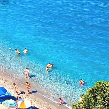 Sweet Sea View Apartment Savona Exterior photo