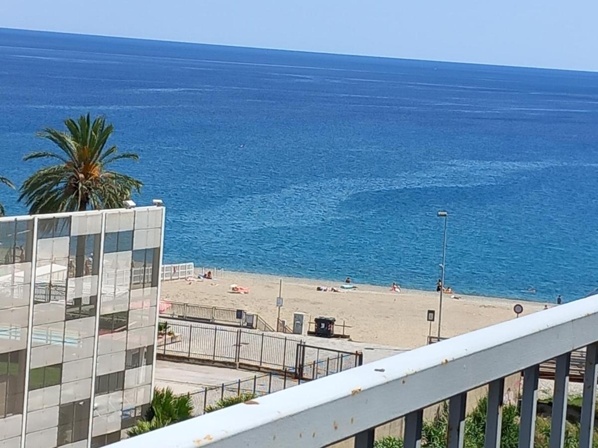 Sweet Sea View Apartment Savona Exterior photo