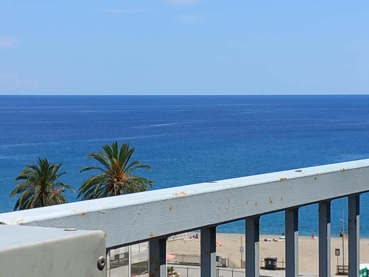 Sweet Sea View Apartment Savona Exterior photo