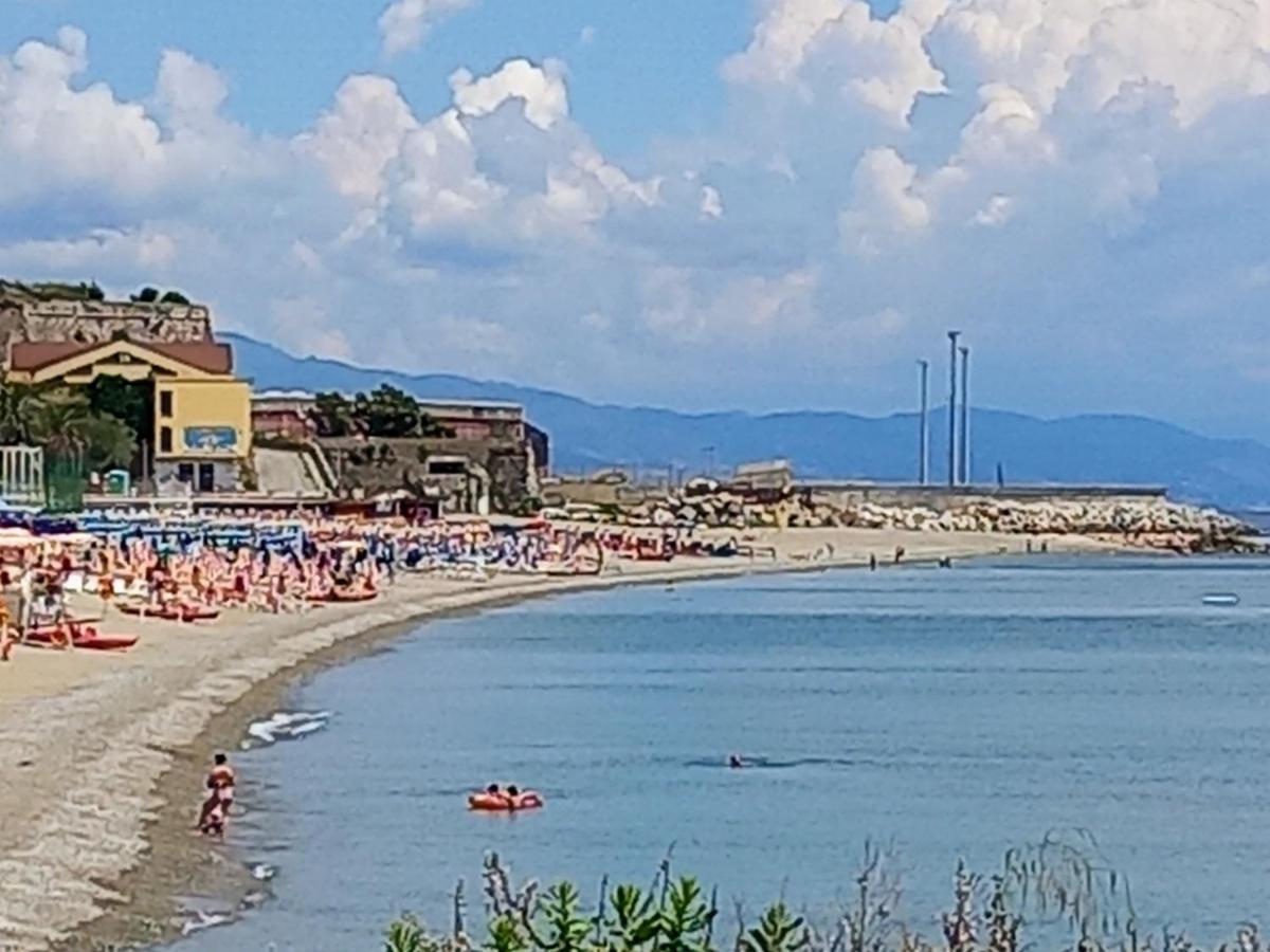 Sweet Sea View Apartment Savona Exterior photo