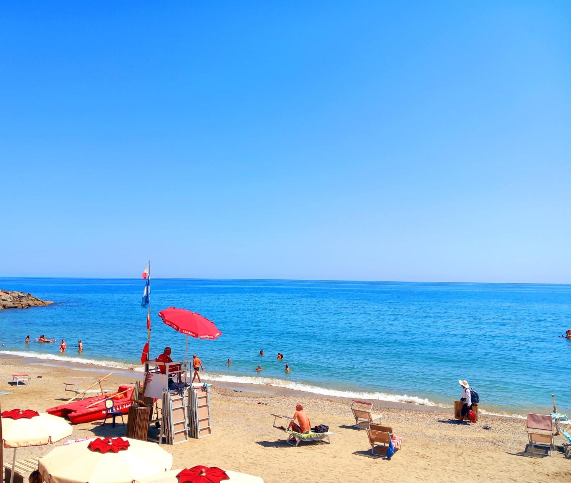 Sweet Sea View Apartment Savona Exterior photo